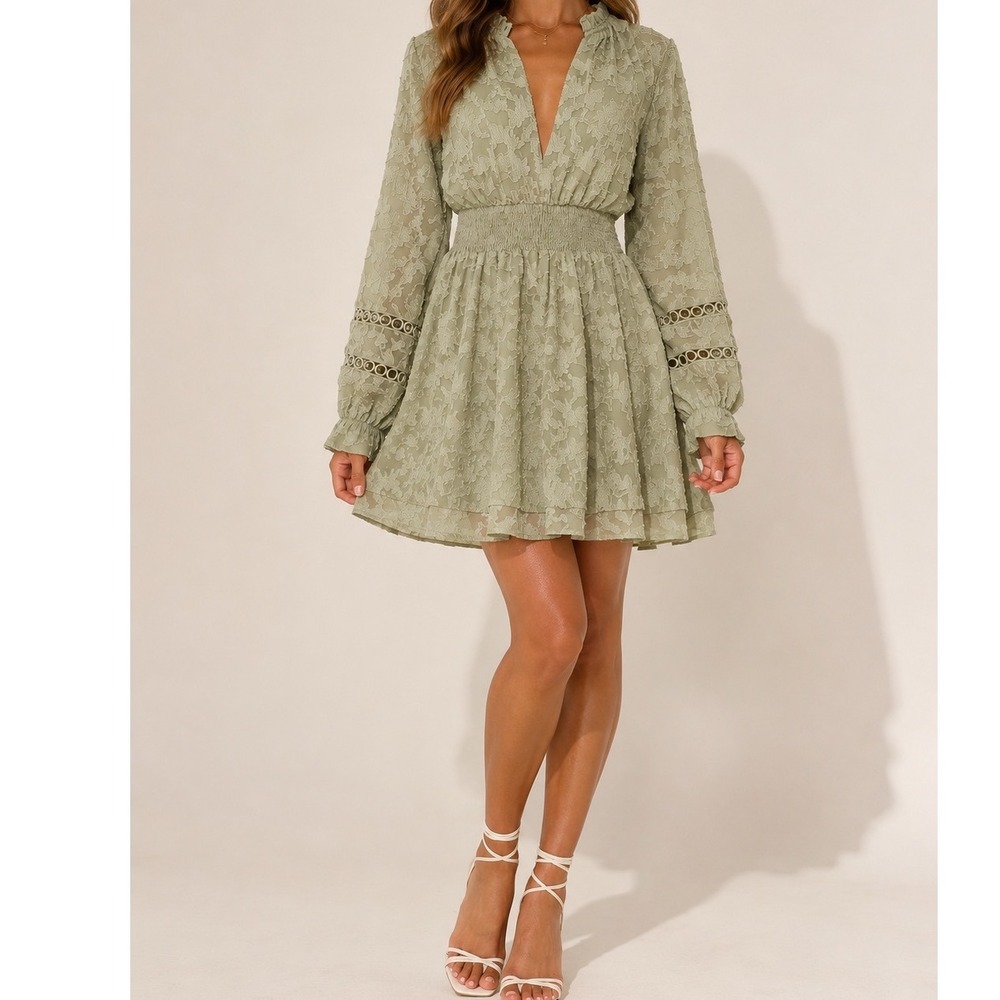 Showpo Sage Green Floral Jacquard Mini Dress V-Neck Smocked Waist Sz 12